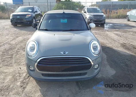 2017 Mini Convertible Cooper z USA, uszkodzony, nr VIN WMWWG5C31H3C99582